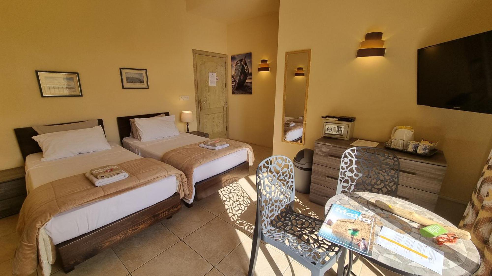 Villa Serenity B&B Sannat Exterior photo